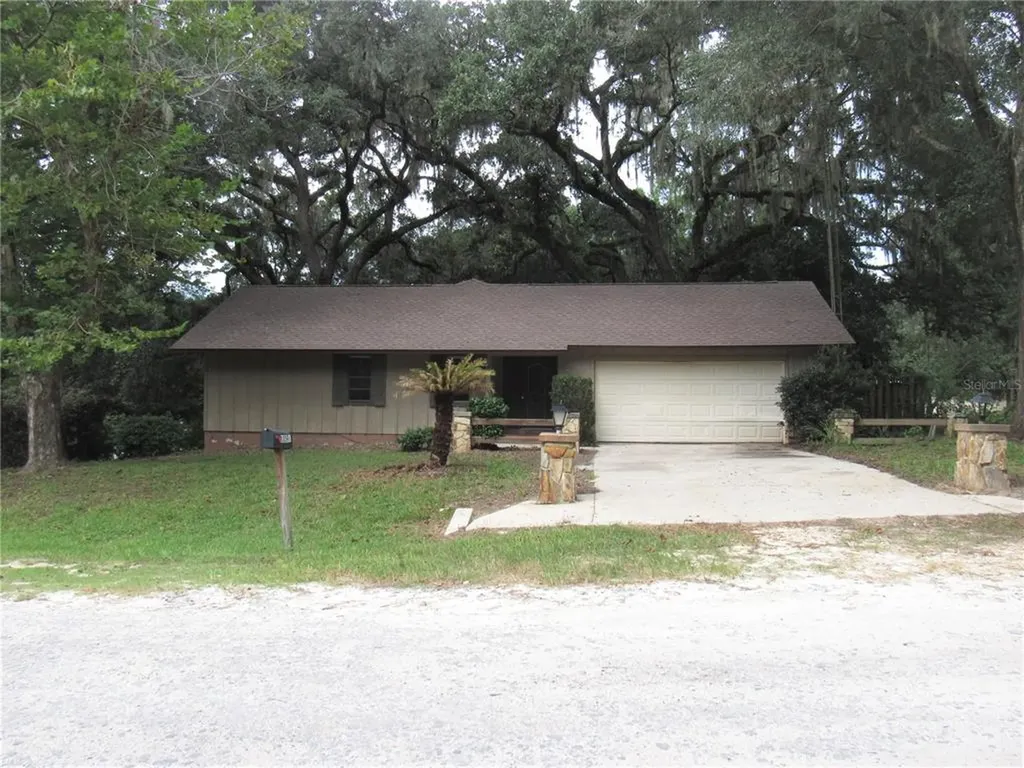 13591 SW 106th Street Dunnellon FL 34432