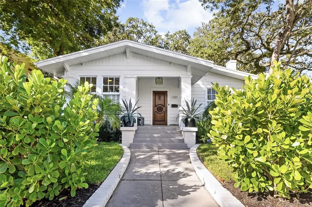 1301 S Gunby Avenue Tampa FL 33606
