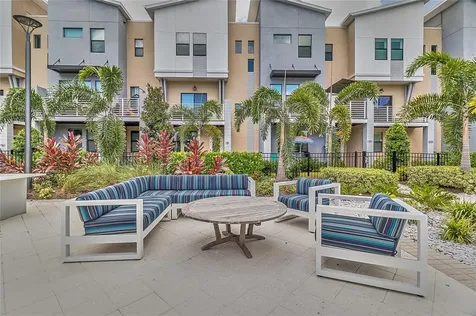 1192 25th Way N St Petersburg FL 33713