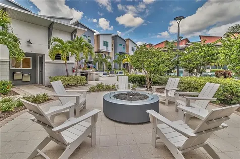 1192 25th Way N St Petersburg FL 33713
