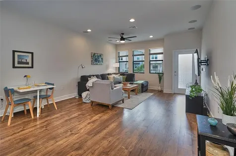 1192 25th Way N St Petersburg FL 33713