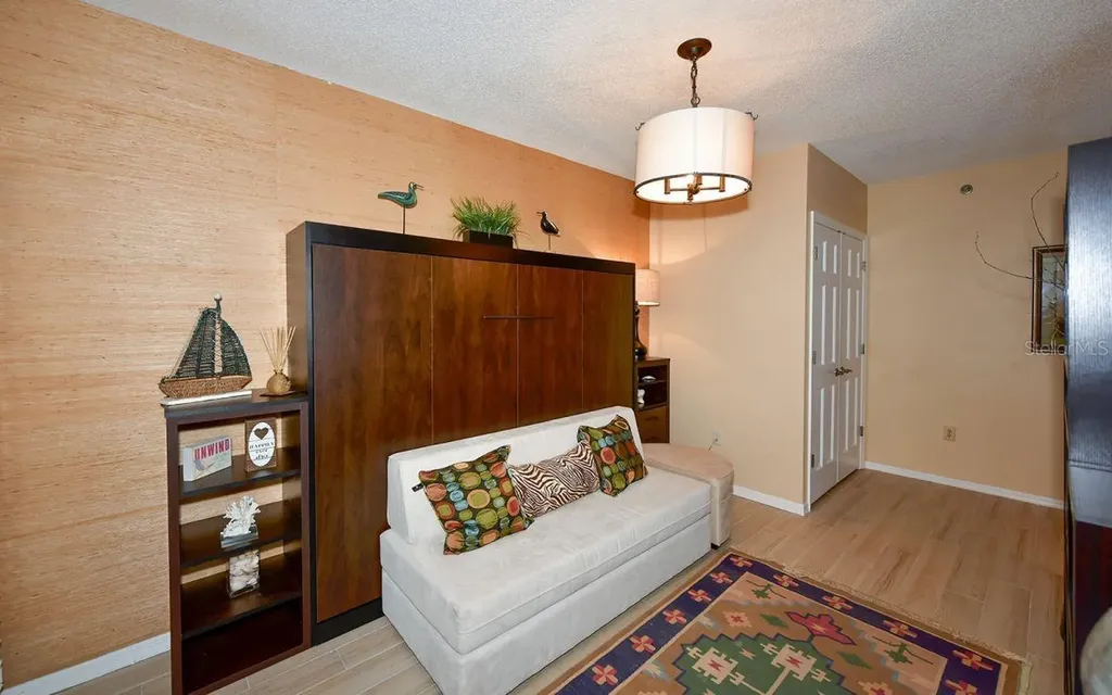 1485 Gulf Of Mexico Drive Longboat Key FL 34228