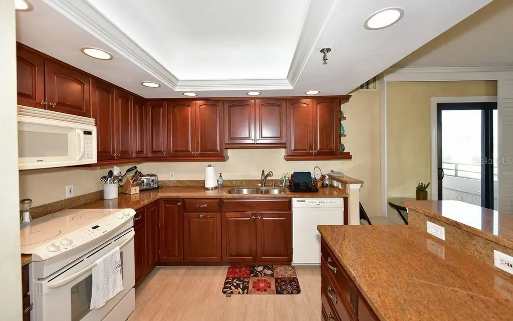 1485 Gulf Of Mexico Drive Longboat Key FL 34228