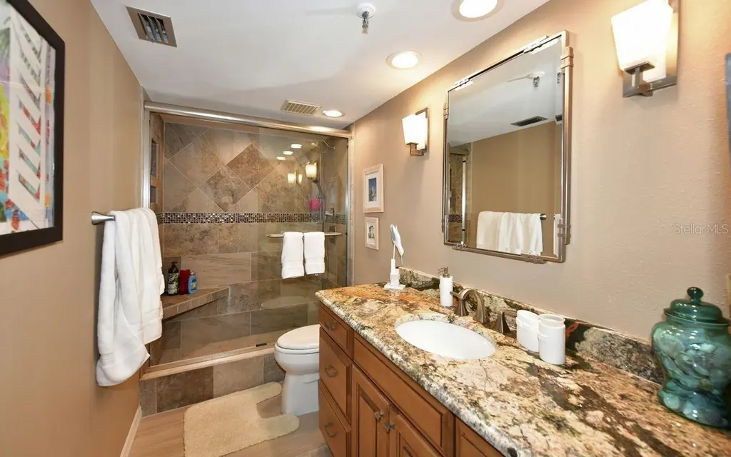 1485 Gulf Of Mexico Drive Longboat Key FL 34228