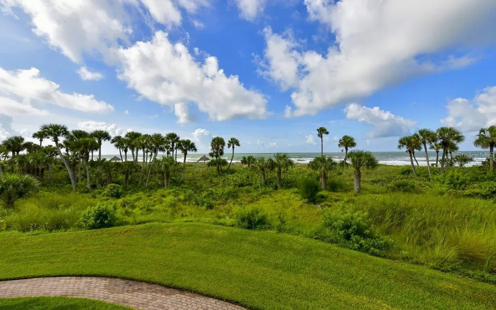 1485 Gulf Of Mexico Drive Longboat Key FL 34228