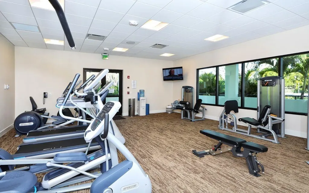 1485 Gulf Of Mexico Drive Longboat Key FL 34228