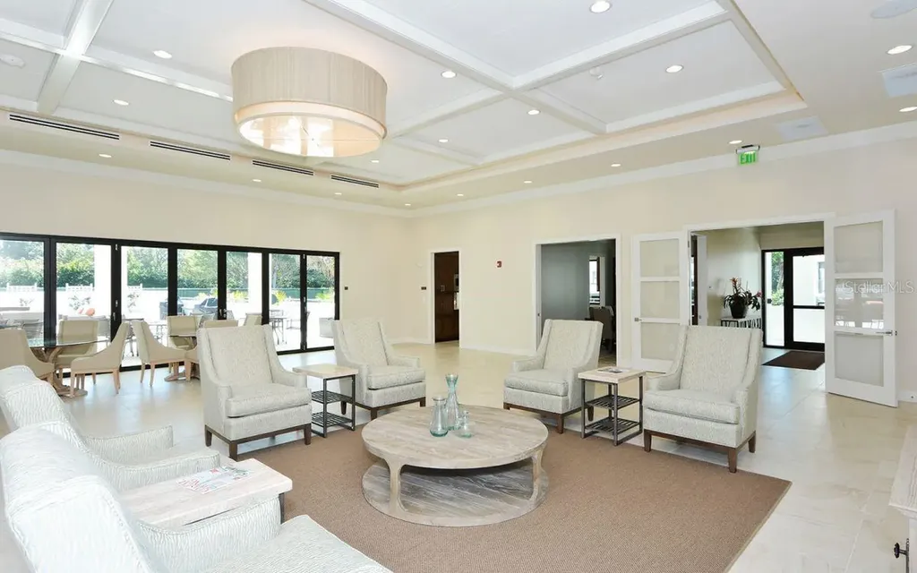 1485 Gulf Of Mexico Drive Longboat Key FL 34228