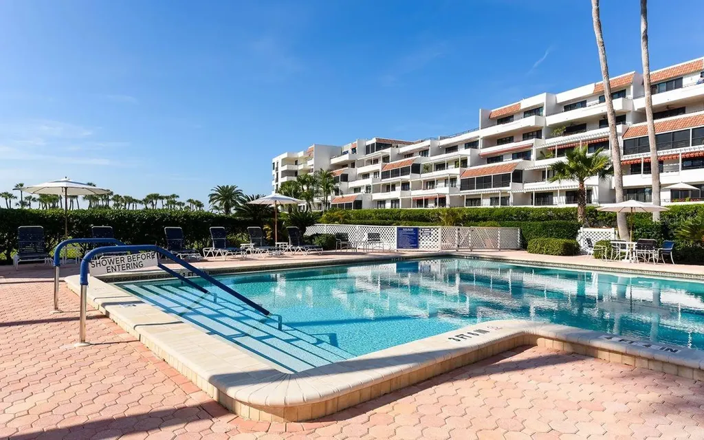 1485 Gulf Of Mexico Drive Longboat Key FL 34228