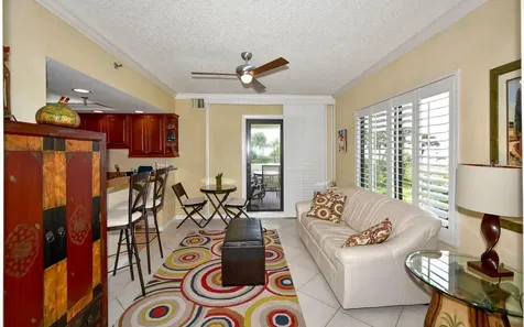 1485 Gulf Of Mexico Drive Longboat Key FL 34228