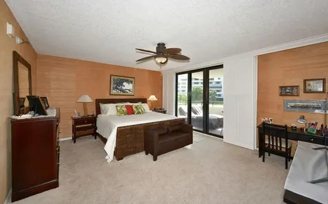 1485 Gulf Of Mexico Drive Longboat Key FL 34228