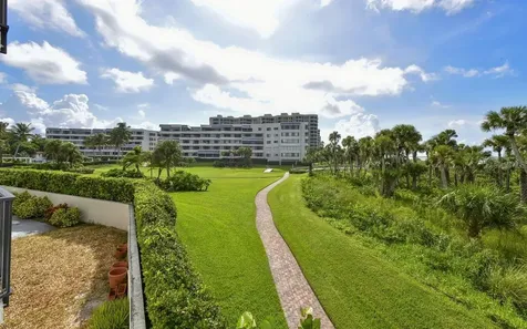 1485 Gulf Of Mexico Drive Longboat Key FL 34228