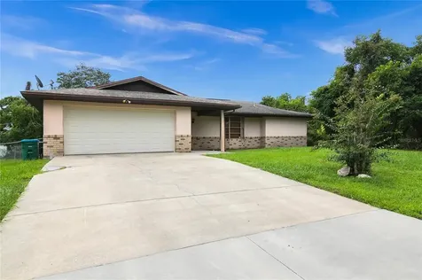 1675 Nantucket Street Deltona FL 32725