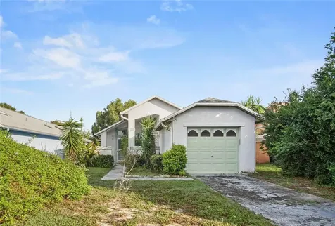 9924 Piney Point Circle Orlando FL 32825