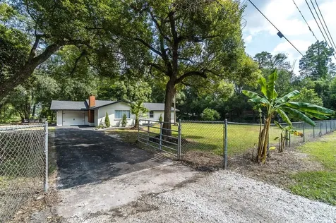 6330 12th Street Zephyrhills FL 33542