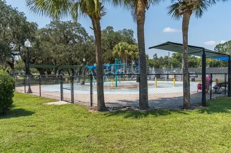 6330 12th Street Zephyrhills FL 33542