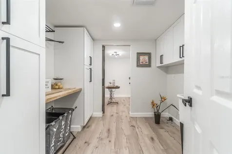 6330 12th Street Zephyrhills FL 33542