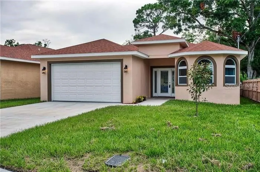 6818 Donald Avenue Tampa FL 33614