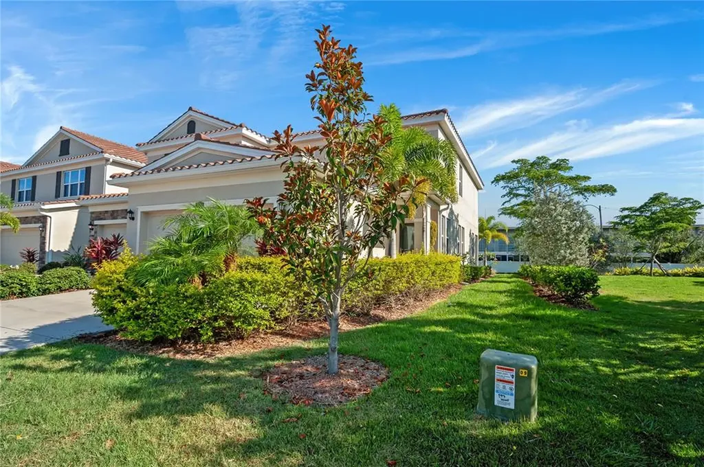 499 53rd Avenue N St Petersburg FL 33703