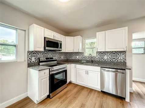 923 Cohassett Avenue Lake Wales FL 33853