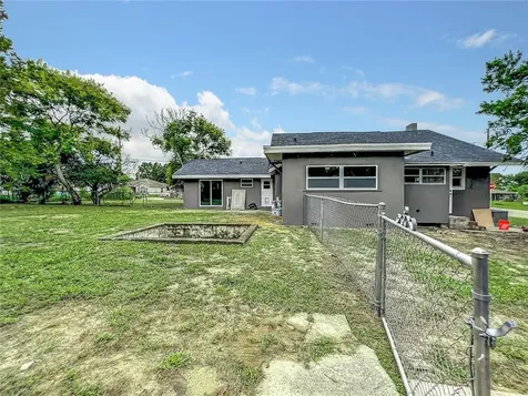 923 Cohassett Avenue Lake Wales FL 33853