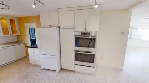 8775 117th Street Seminole FL 33772