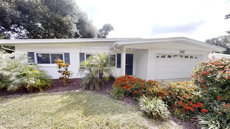 8775 117th Street Seminole FL 33772