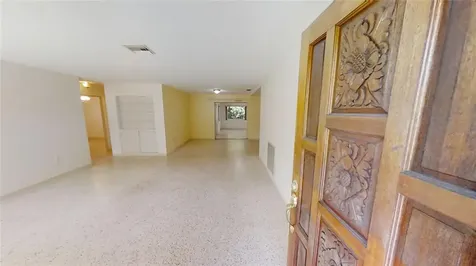 8775 117th Street Seminole FL 33772