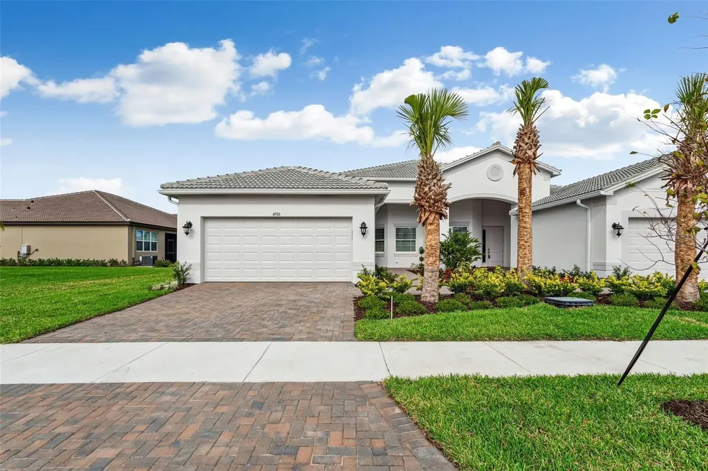 4906 Sienna Isles Avenue Wimauma FL 33598