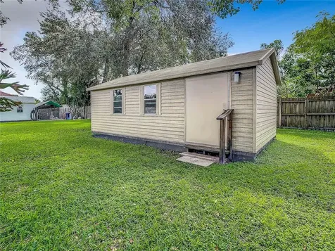 4106 N Thatcher Avenue Tampa FL 33614