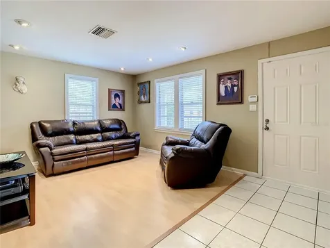 4106 N Thatcher Avenue Tampa FL 33614
