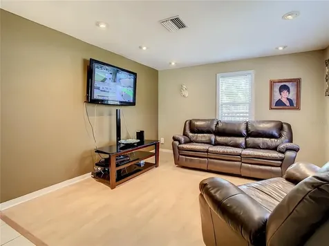 4106 N Thatcher Avenue Tampa FL 33614