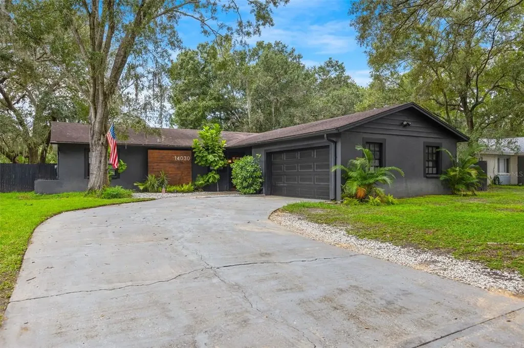 14030 Cherry Lake Drive Tampa FL 33618