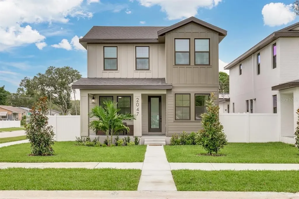 2047 44th Avenue N St Petersburg FL 33714