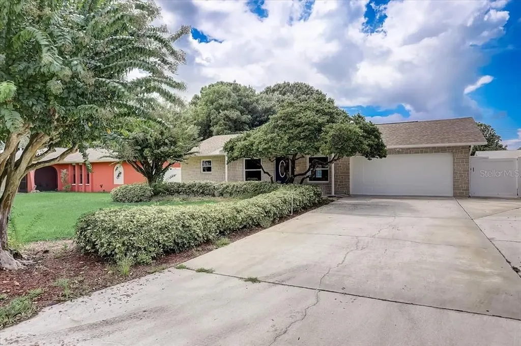 1009 22nd Avenue W Palmetto FL 34221