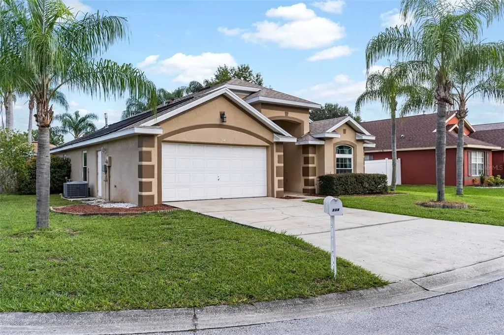 234 Glasgow Court Davenport FL 33897