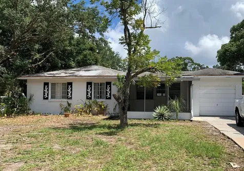 7234 5th Avenue N St Petersburg FL 33710