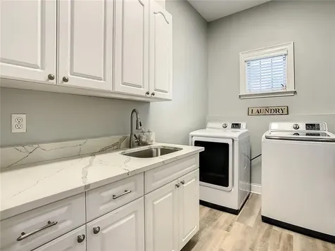 12440 Memorial Highway Tampa FL 33635