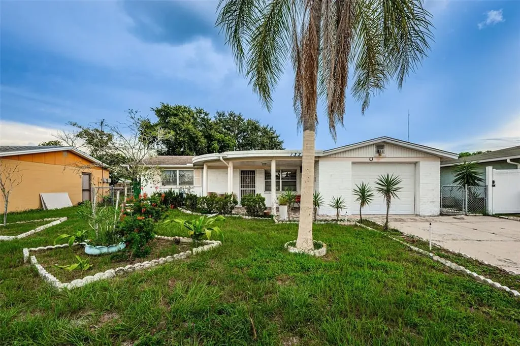 3332 Eisenhower Drive Holiday FL 34691