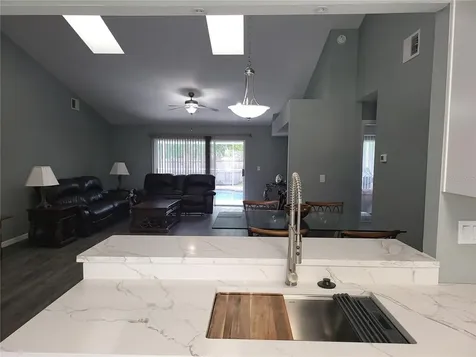 18534 Otterwood Avenue Tampa FL 33647