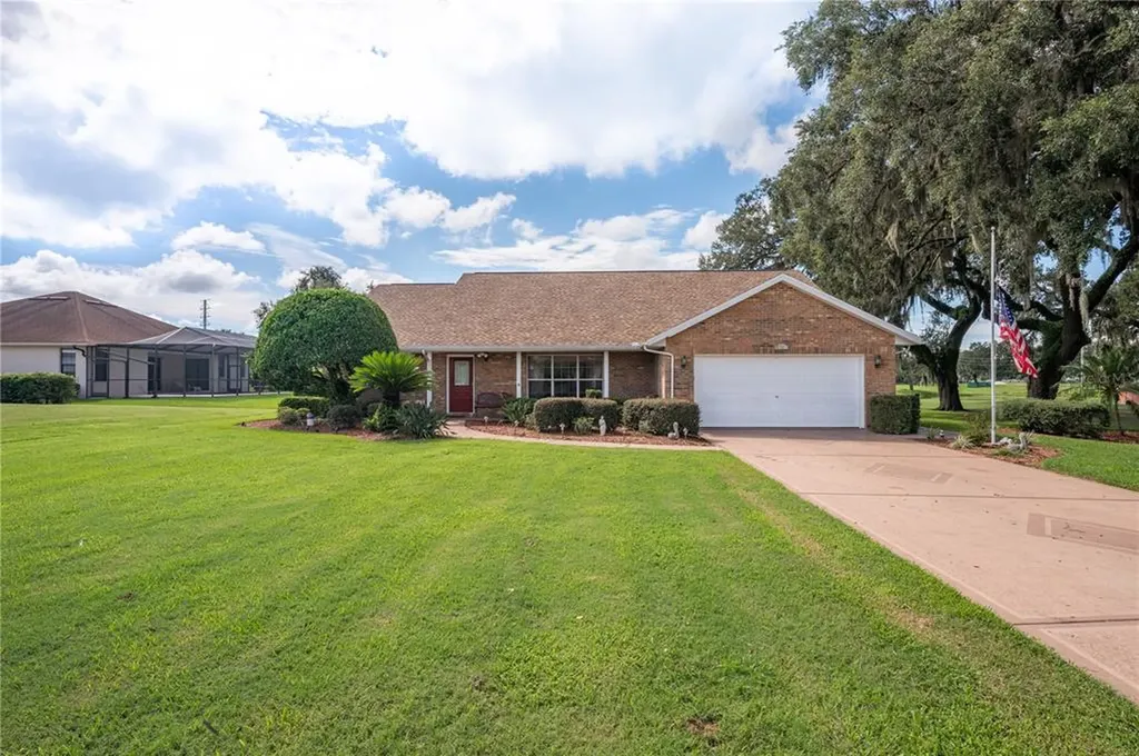 6301 Brentwood Drive Zephyrhills FL 33542
