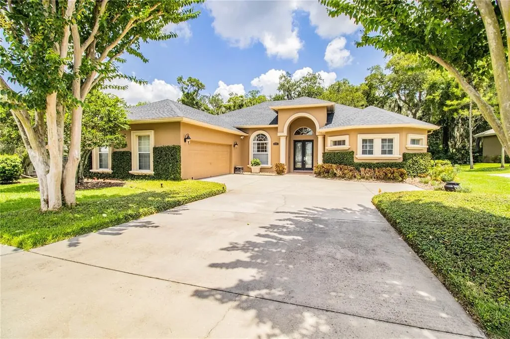 800 Osprey Landing Drive Lakeland FL 33813