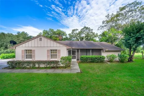 1210 Country Club Road Eustis FL 32726