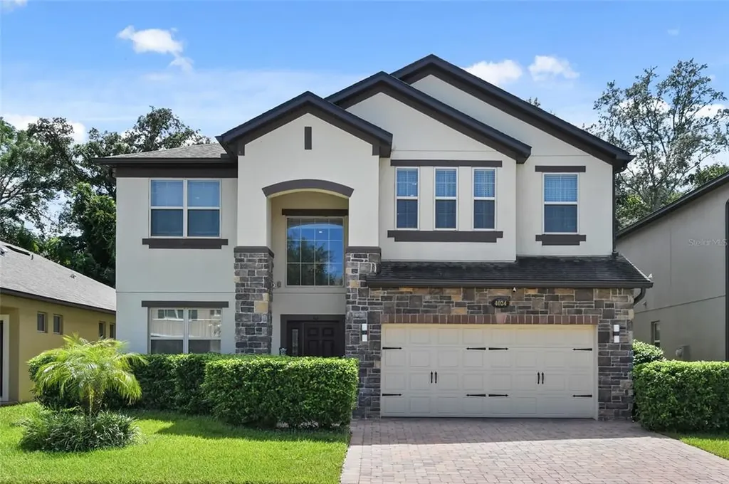 4024 Lake Bosse View Drive Orlando FL 32810