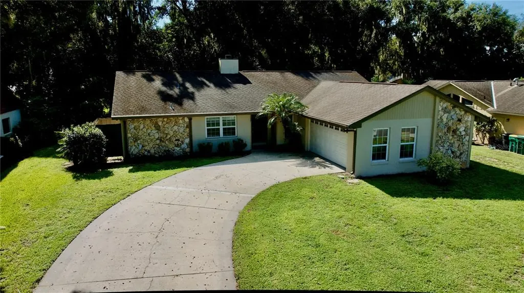 1237 Overlook Road Eustis FL 32726