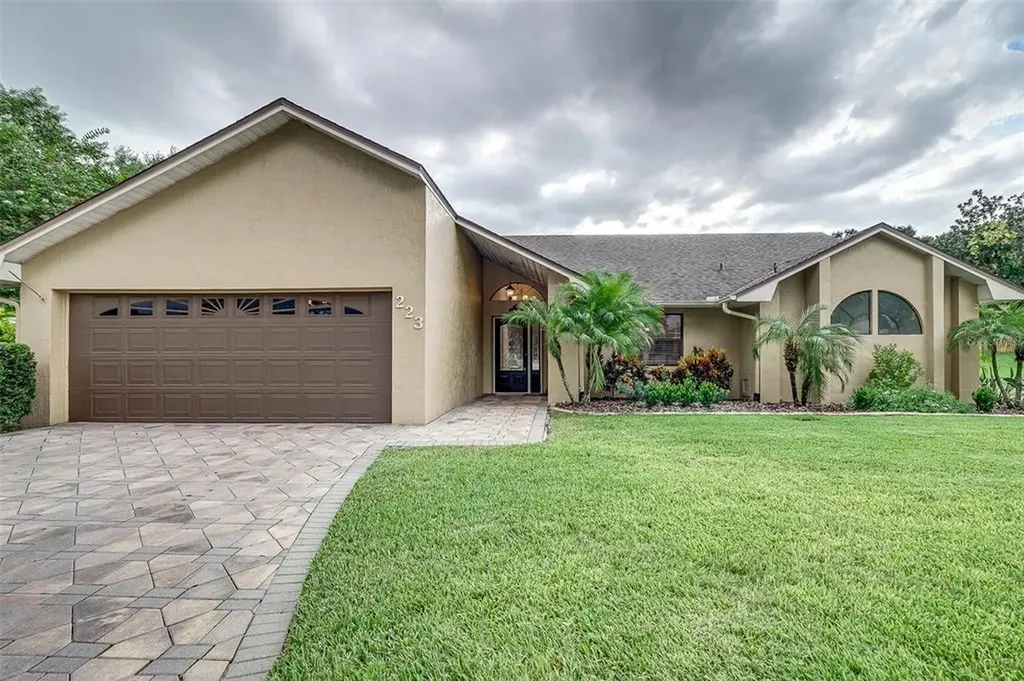 223 Santa Rosa Drive Winter Haven FL 33884