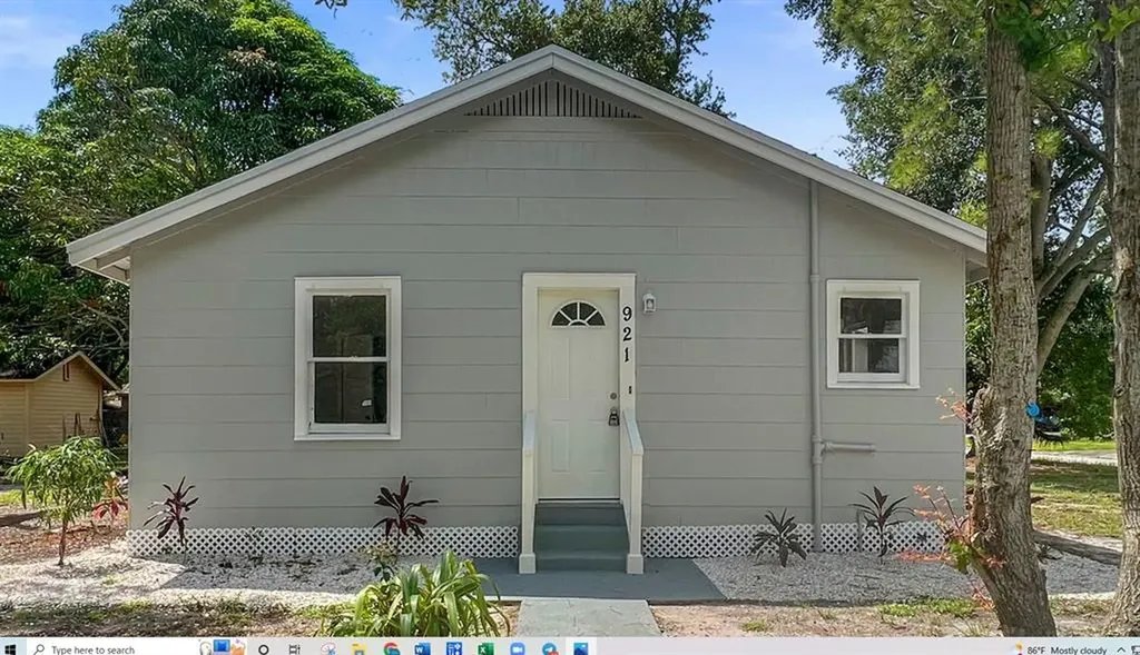 921 Grand Central Street Clearwater FL 33756