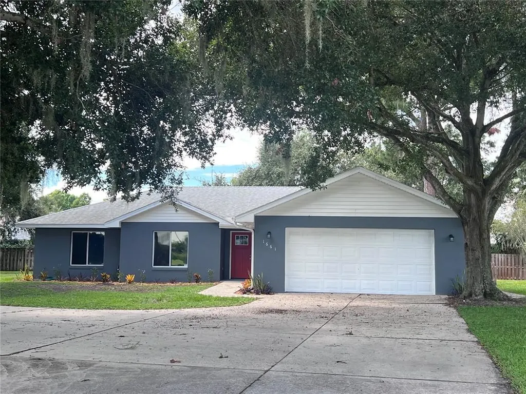 1661 Banning Beach Road Tavares FL 32778