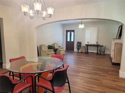 922 E Mcberry Street Tampa FL 33603