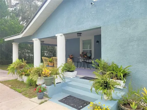 922 E Mcberry Street Tampa FL 33603
