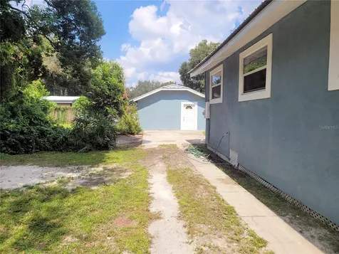 922 E Mcberry Street Tampa FL 33603